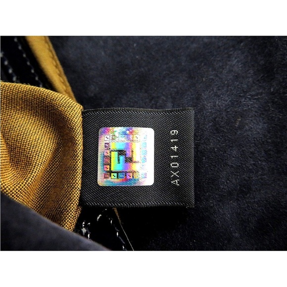 Fendi Black Patent Leather Shoulder Bag with Gold Chain - Picture 15 of 16